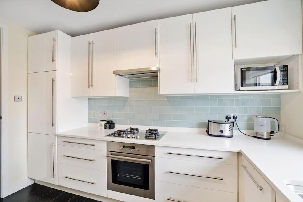 The Camden Suite Bright & Beautiful 2-Bed City Retreat Лондон Экстерьер фото